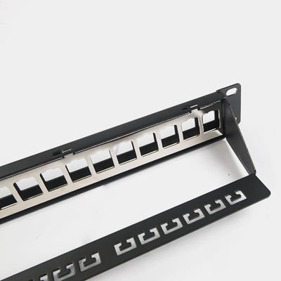 Hafen 1U Trapezfehler-C5/C5E C6 des Netz-RJ45 der Schalttafel-24 mit Mangement-Gericht