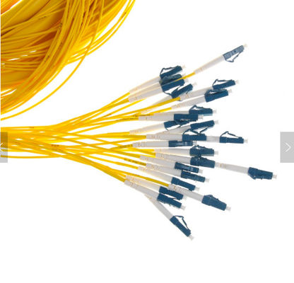 SM 9/125 G652D (OS2) LSZH 12 Fasern LC/UPC-LC/UPC Glasfaserausfallkabel 1M